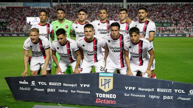 Los once de la Lepra que iniciaron el partido en cancha de Unión.
