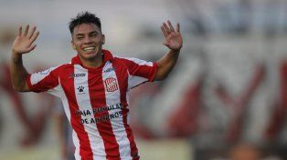 Un extremo en carpeta: Colón sigue de cerca a Lautaro Fedele