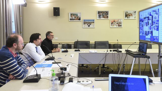 Pagarán 4.840 pesos a los docentes por su trabajo en la pandemia