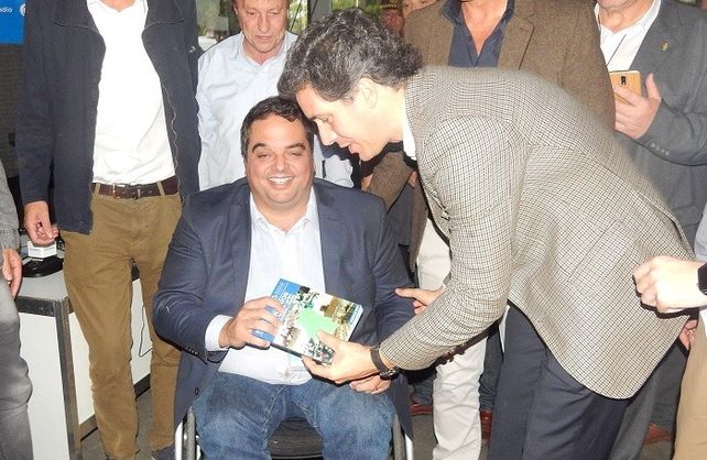 Autoridades del CEER y el ministro nacional tuvieron su encuentro en Paraná.