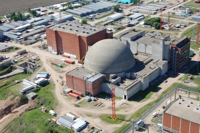 energía nuclear. Vista aérea del complejo nuclear de Atucha