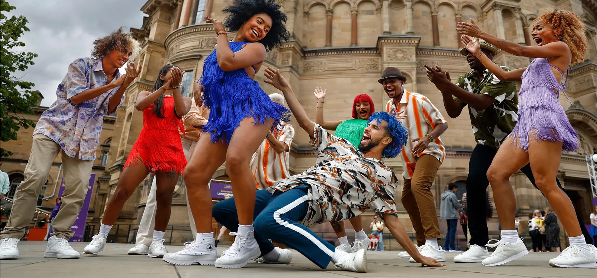 Edimburgo, Escocia. Bailarines de Los Datway, Danza Contemporánea de Cuba, Ballet Rakatan y Ballet Revolución participan en Havana Street Party, un espectáculo de danza Underbelly en el festival fringe. Fotografía: Jeff J Mitchell/Getty Images Edimburgo, Escocia. Bailarines de Los Datway, Danza Contemporánea de Cuba, Ballet Rakatan y Ballet Revolución participan en Havana Street Party, un espectáculo de danza Underbelly en el festival fringe. Fotografía: Jeff J Mitchell/Getty Images