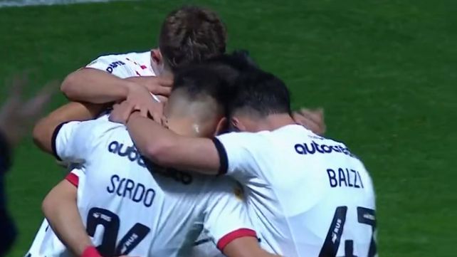 Newells ganó por 4 a 2 y pasó a octavos de la Copa Argentina