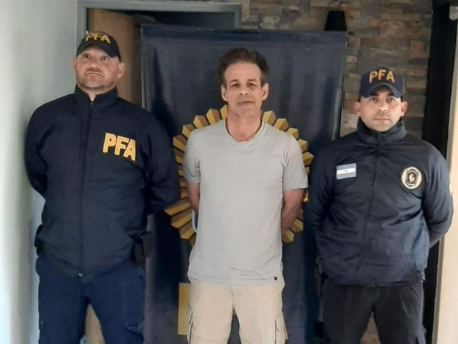 La Policía Federal Argentina detuvo a Fred Machado para proceder a su extradición a Estados Unidos. La Policía Federal Argentina detuvo a Fred Machado para proceder a su extradición a Estados Unidos.