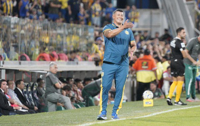 Jorge Almirón tendrá su primer cita importante en un partido de eliminación directa como DT de Central.