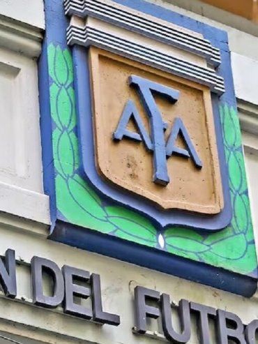 AFA suspendió los partidos del lunes y martes por la vuelta de la Selección al país
