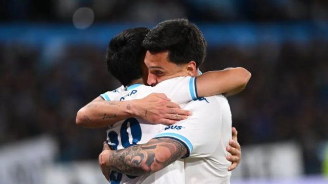 El abrazo entre Solari y Colombo