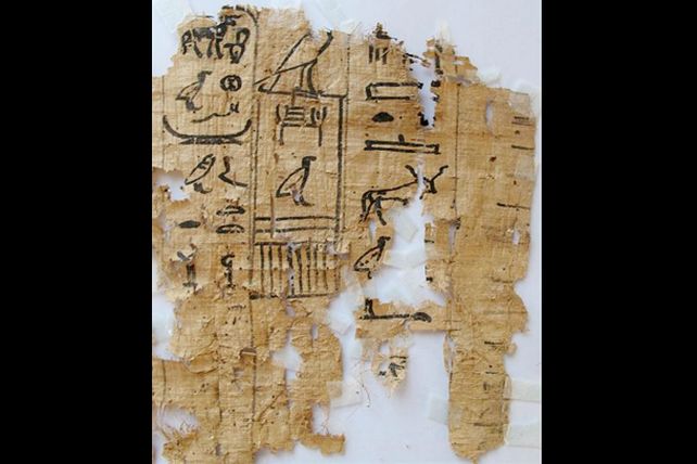 Hallan en Egipto un puerto histórico con los papiros más antiguos encontrados