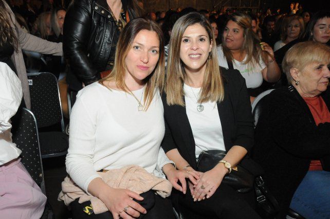 Jesica Azzara y Brenda Sancanella