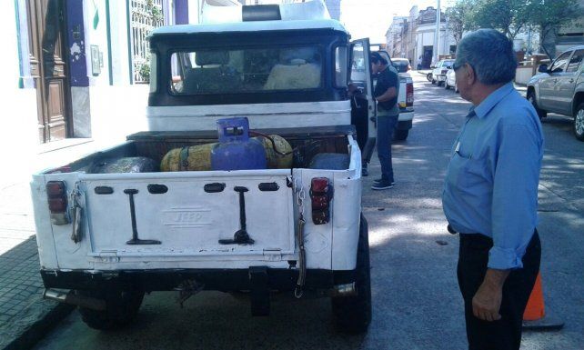 MacGyver: usaba una garrafa domiciliaria conectada al tubo de GNC