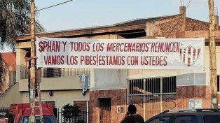 Un duro mensaje para Spahn y la CD se colocó en La Paternal