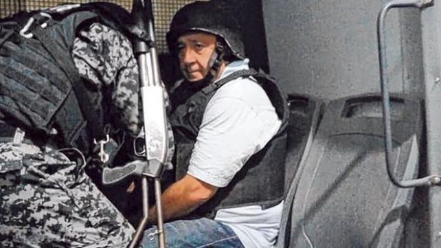 En el furgón. Luis Paz cuando fue transferido al penal de Marcos Paz.