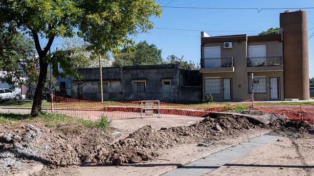 Paraná: continúa obra de desagües pluviales en calle Galarza