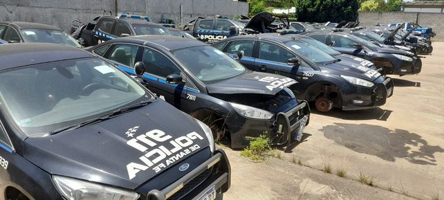 La reparación de los automóviles comenzó al iniciarse la gestión. Fue una de las primeras medidas tomadas por el gobernador Maximiliano Pullaro.