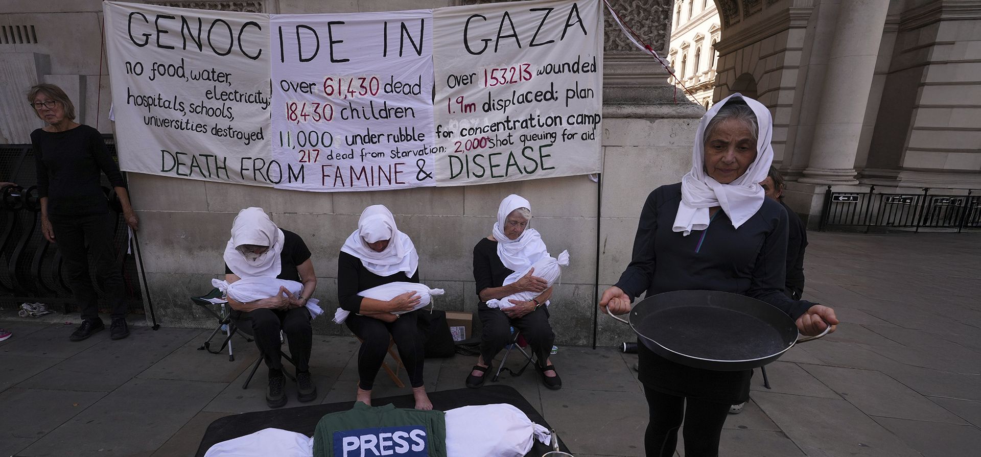 Simpatizantes del grupo Grieving for Gazza se manifiestan en Londres, el martes 12 de agosto de 2025. (Foto AP/Kirsty Wigglesworth) Simpatizantes del grupo Grieving for Gazza se manifiestan en Londres, el martes 12 de agosto de 2025. (Foto AP/Kirsty Wigglesworth)