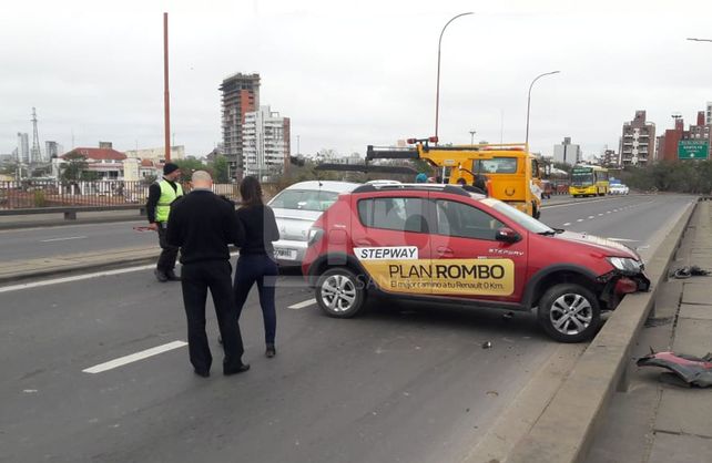 Venía distraído al volante y protagonizó un fuerte accidente