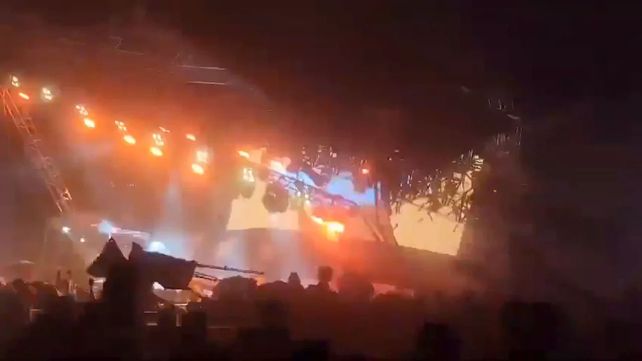 Un escenario se derrumbó y dejó 9 muertos y más de 50 heridos durante un acto político en México.