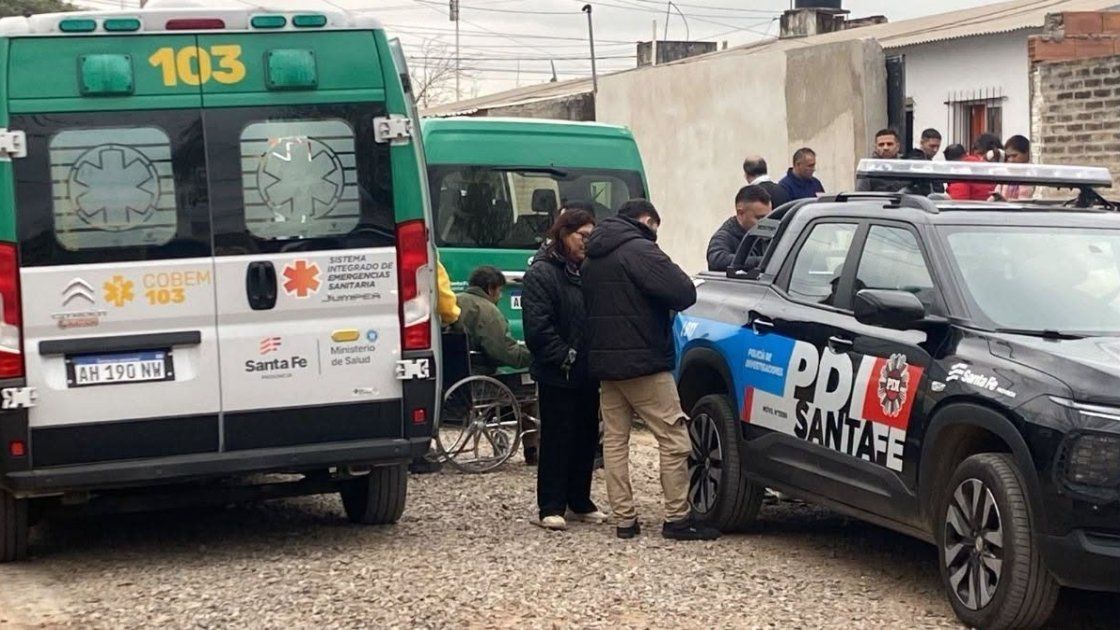 Adultos mayores rescatados del hogar clandestino incendiado seguirán en el parador municipal por orden de Fiscalía