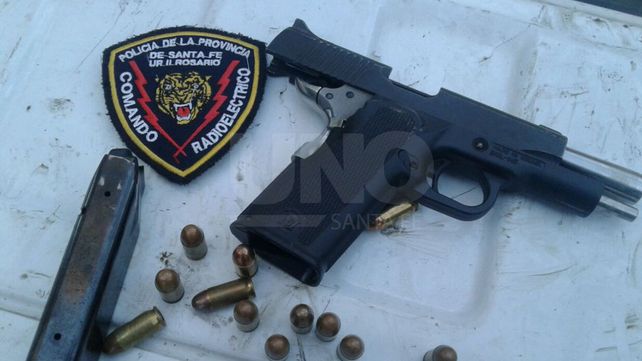 Tiroteo, persecución con secuestro de dos armas de guerra y seis detenidos