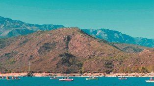 Villa Las Rosas está rodeada de montañas y ríos, ideal para quienes buscan conectarse con la naturaleza.