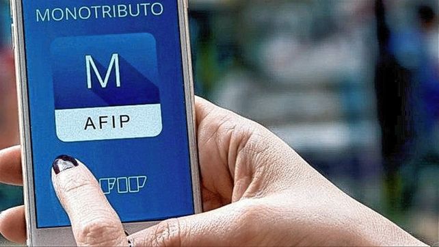 Afip y la recategorización semestral del monotributo