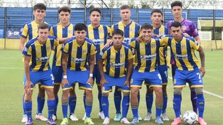 Los once que el técnico Mario Pobersnik puso desde el inicio para jugar ante Atlético Tucumán.