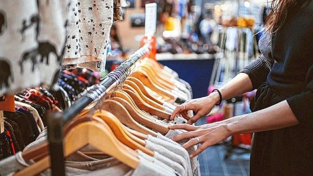La ropa de la nueva temporada llegará con aumentos del 30%