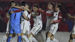 Colón llegó a los 4º de final de la Sudamericana con estos goles