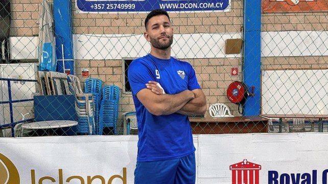 Gonzalo Lapera con los nuevos colores.