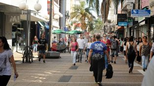 ¿Cuándo abren los comercios este fin de semana largo?