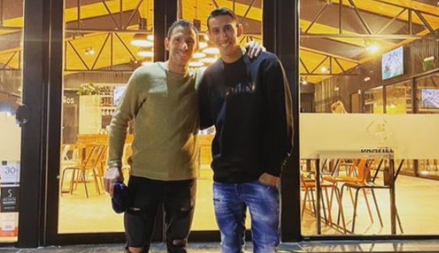 Maximiliano Rodríguez y Ángel Di María compartieron una cena en familia.&nbsp;