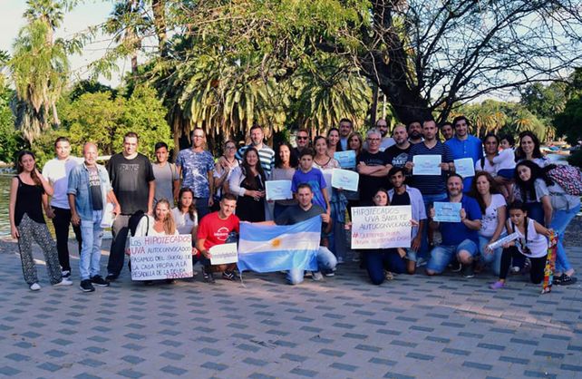 Créditos UVA: decepcionados con las medidas, los hipotecados se movilizan en Santa Fe