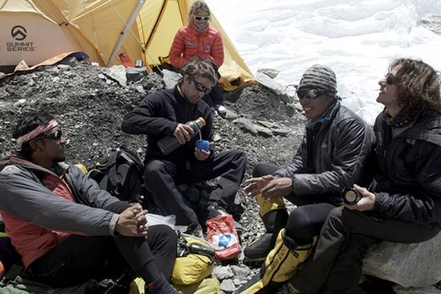 Histórico: siete argentinos lograron hacer cumbre en el Everest, el Lhotse y el Nuptse