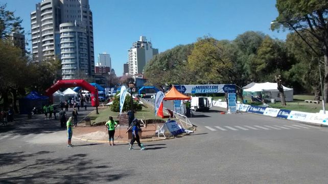 Alexis Unrein ganó los 10K en el Maratón del Becario en una tarde soñada