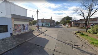 La zona de Muñoz y Buenos Aires, donde este miércoles a la madrugada asesinaron de un balazo en la cabeza a una chica de 21 años.&nbsp;