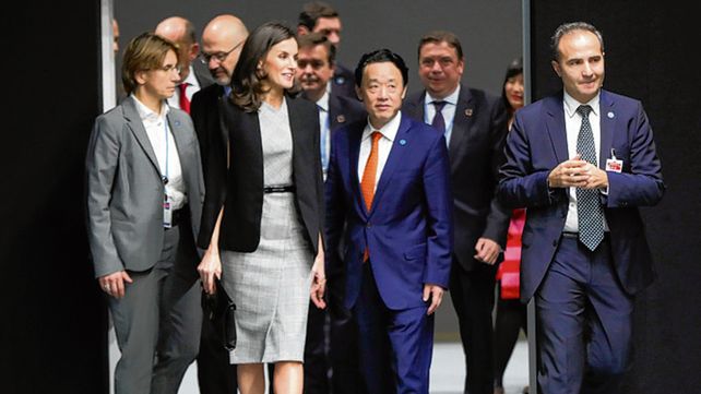 realeza. La reina Letizia a su llegada al evento.