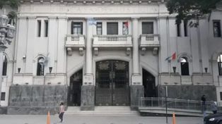La pena fue impuesta por los jueces Martín Torres, Rosana Carrara y Leandro Lazzarini, en el marco de un juicio oral desarrollado en los tribunales de la capital provincial.
