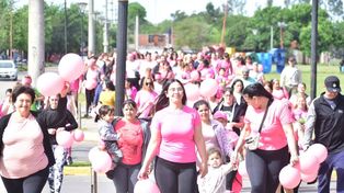 Octubre Rosa. Puerto San Martín realiza campañas de prevención del cáncer de mama con una gran participación.
