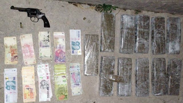 Dos personas fueron detenidas en Paraná tras una persecución.