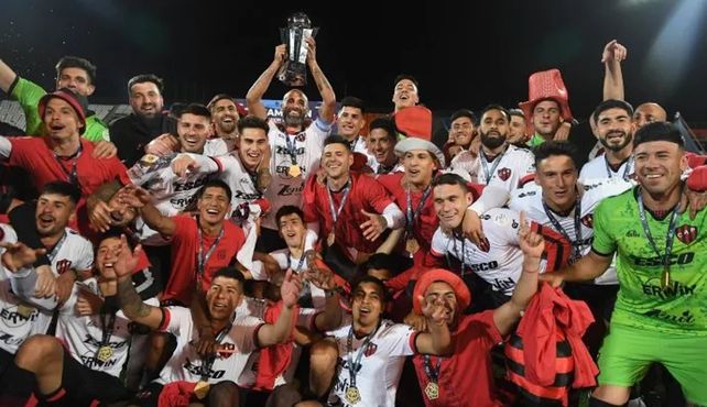 Locura histórica. Patronato se consagró campeón de la Copa Argentina en la final disputada el domingo en Mendoza.