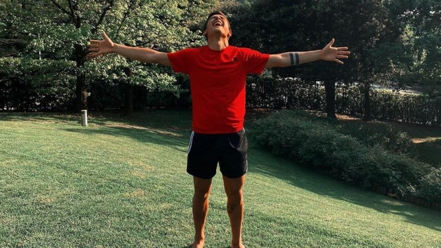 Paulo Dybala confirm&oacute; en su cuenta de Instagram que se recuper&oacute; de coronavirus.