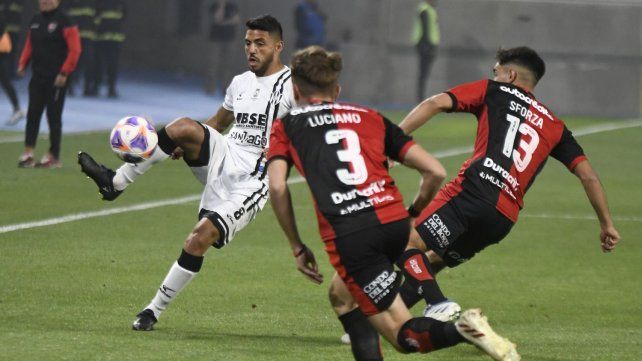 Newells y Central Córdoba se quieren reencontrar con el triunfo en Rosario