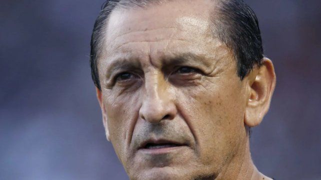 Ramón Díaz negó contactos con River, pero mantiene la ilusión de volver a dirigirlo