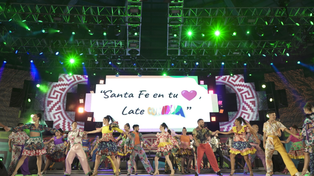 La delegación oficial de Santa Fe copó el escenario del festival de Cosquín con todo el color y al ritmo de la cumbia.