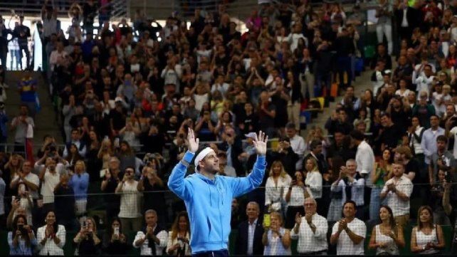 Juan Martín Del Potro tuvo su partido despedida ante una multitud.