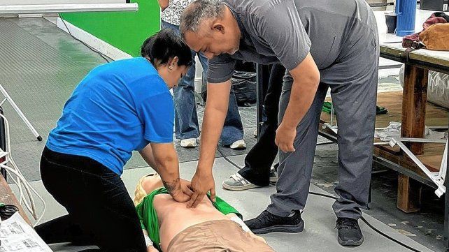Paraná: capacitan a trabajadores municipales para actuar ante una emergencia