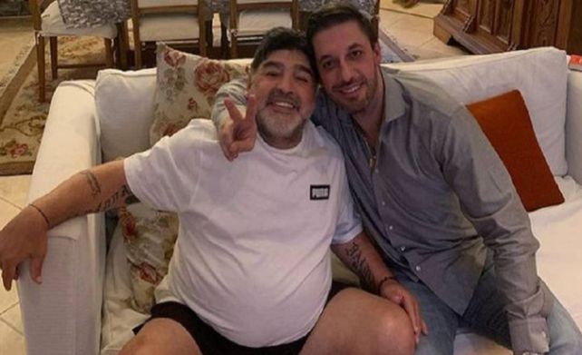 Sólo apariencias. Diego Maradona junto al abogado Matías Morla