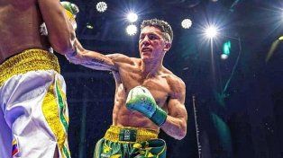 El santafesino Alan el Rusito Crenz cayó ante el colombiano Utria.