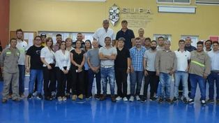 Puerto General San Martín. Dirigentes del Sindicato Unidos Portuarios Argentinos, que lograron el acuerdo.