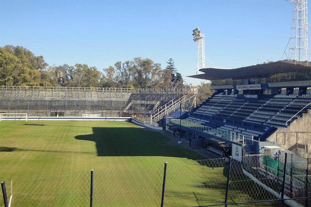 Solo socios. El Aprevide prohibió la venta de localidades para mañana.
